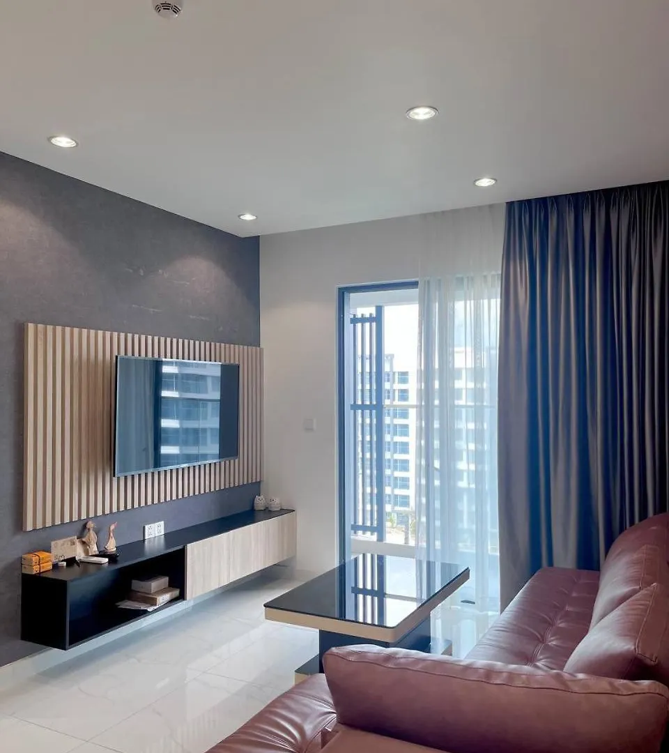 아파트 Cho Thue Can Ho 3Pn2Wc 117M2 Diamond Alnata Celadon City Tan Phu 호치민